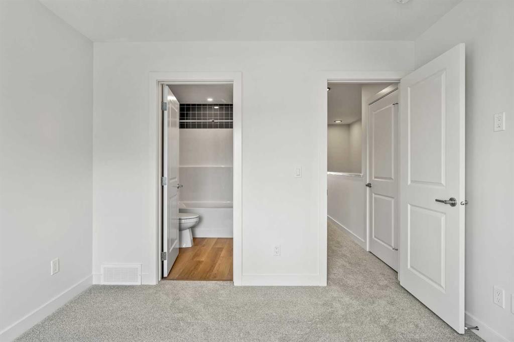 217 Seton Grove Se, Calgary, AB - Indoor Photo Showing Other Room