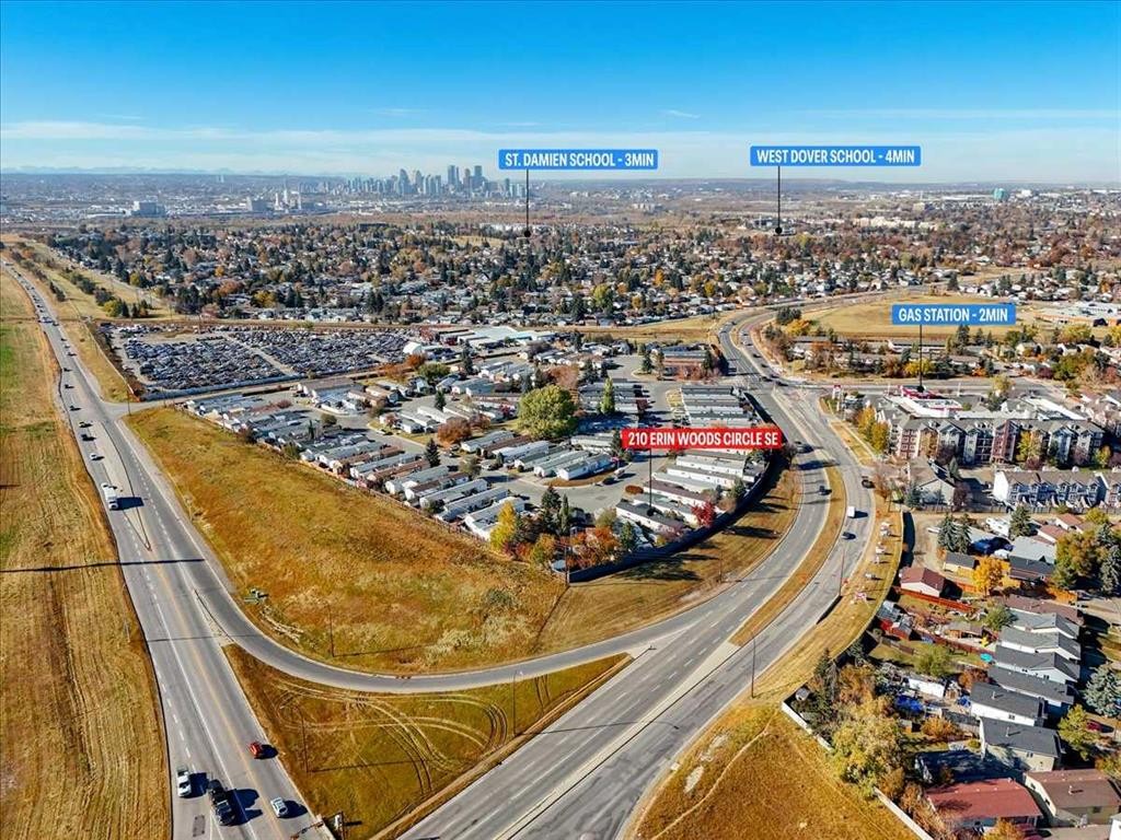 210 Erin Woods Circle Se, Calgary, AB - Outdoor With View