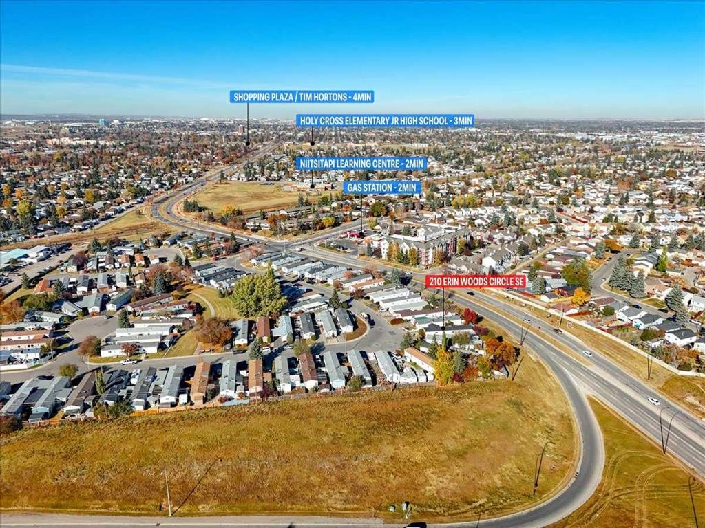 210 Erin Woods Circle Se, Calgary, AB - Outdoor With View