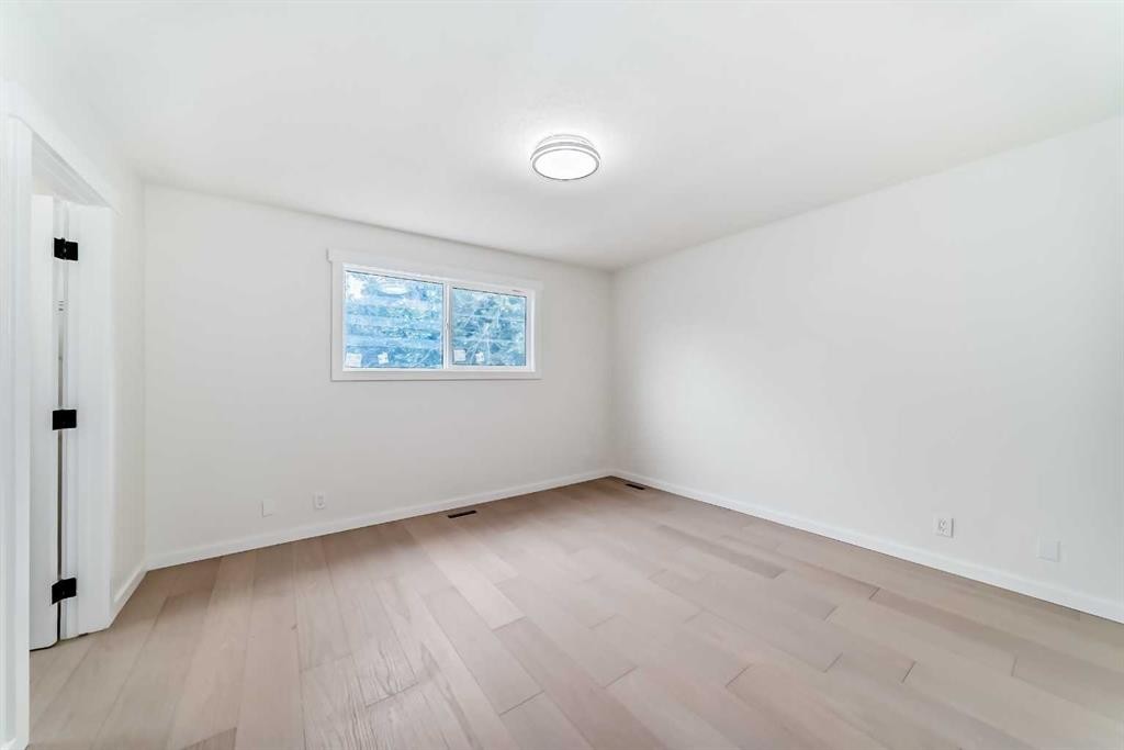 64 Woodstock Road Sw, Calgary, AB - Indoor Photo Showing Other Room