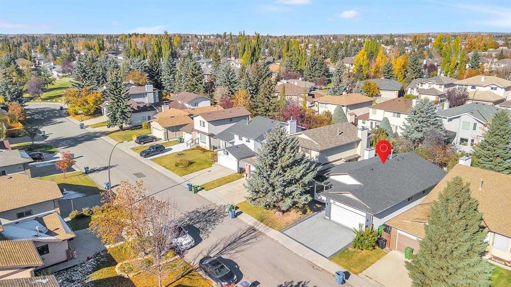 64 Woodstock Road Sw, Calgary, AB - Outdoor With View