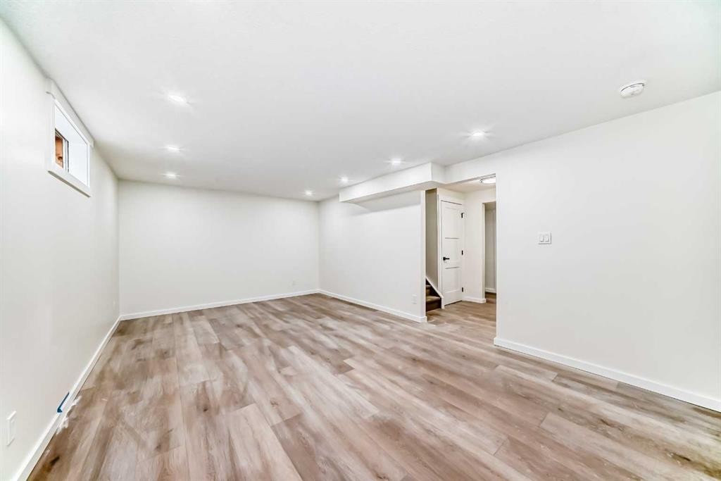 64 Woodstock Road Sw, Calgary, AB - Indoor Photo Showing Other Room