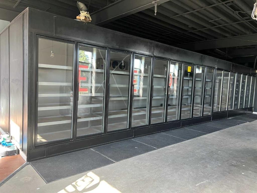 102 Meridian Road Ne, Calgary, AB