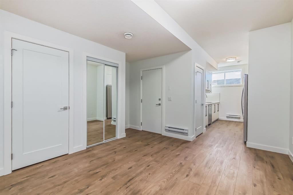 7654 202 Avenue Se, Calgary, AB - Indoor Photo Showing Other Room