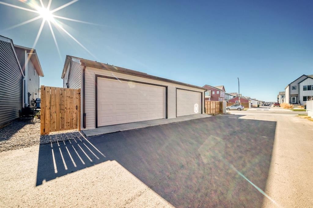 7654 202 Avenue Se, Calgary, AB - Outdoor With Exterior