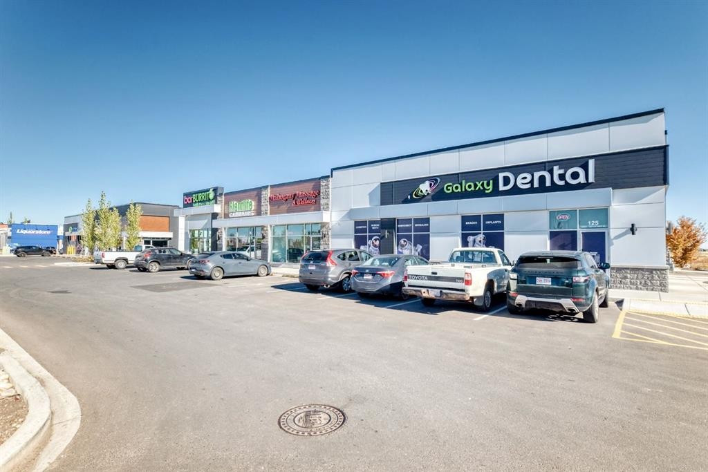 7654 202 Avenue Se, Calgary, AB - Outdoor