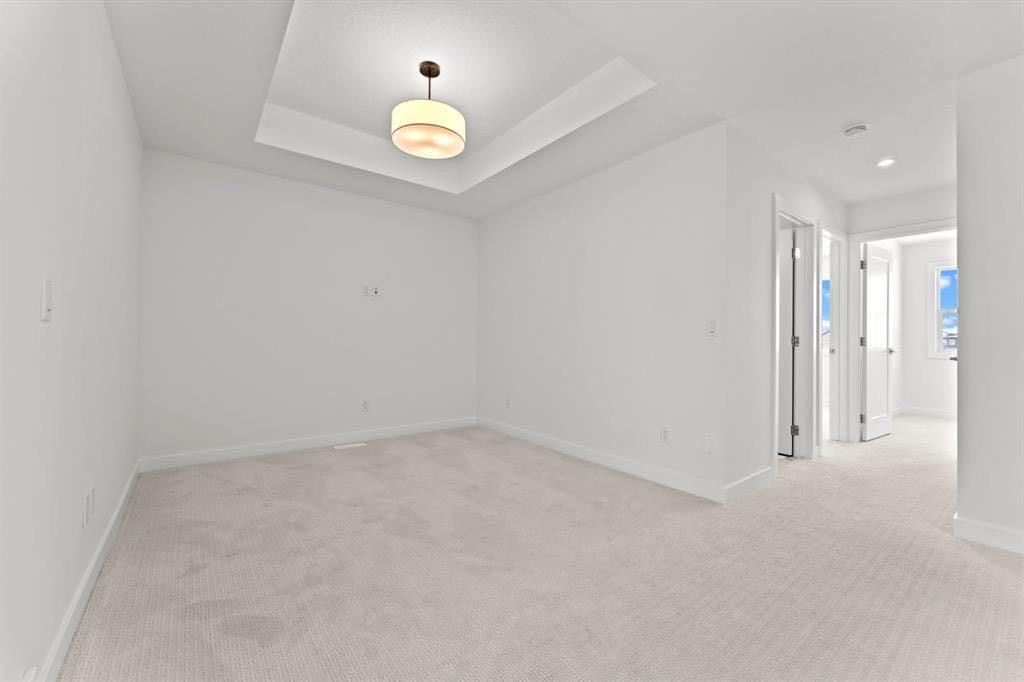 7654 202 Avenue Se, Calgary, AB - Indoor Photo Showing Other Room