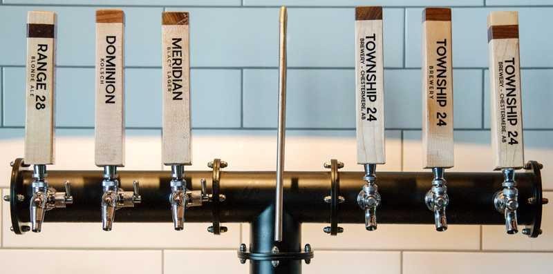 210-100 Rainbow Road, Chestermere, AB