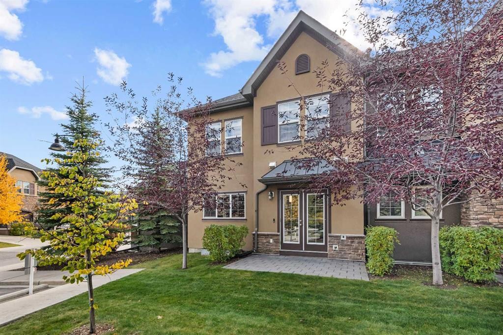 431 Quarry Villas Se, Calgary, AB - Outdoor