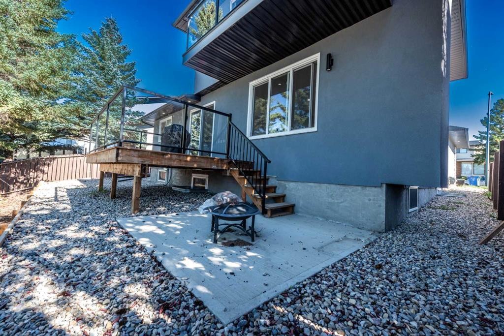 39 Whitlock Close Ne, Calgary, AB - Outdoor With Deck Patio Veranda
