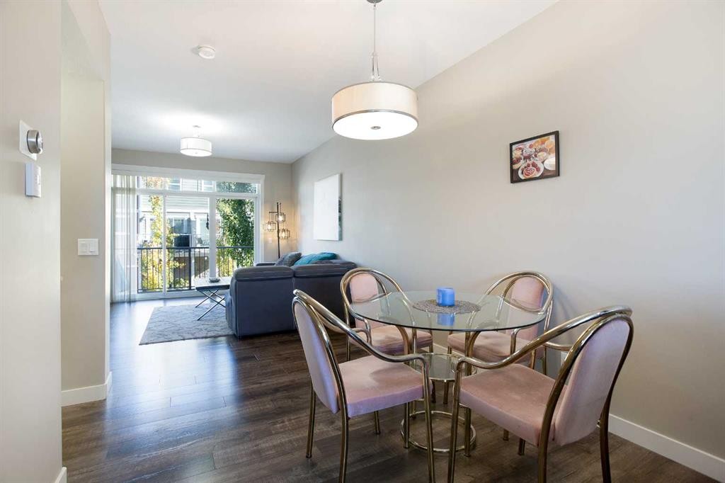 107 Evanston Manor Nw, Calgary, AB - Indoor Photo Showing Dining Room