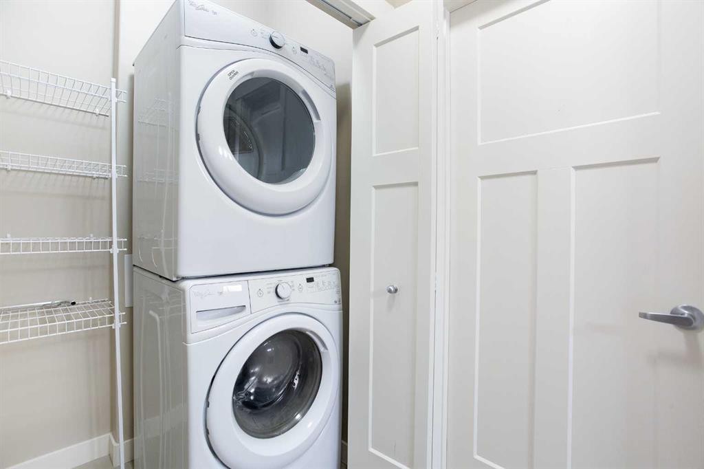 107 Evanston Manor Nw, Calgary, AB - Indoor Photo Showing Laundry Room