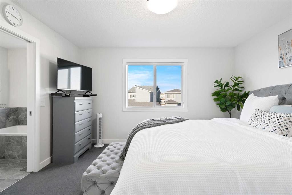 40 Cornerstone Avenue Ne, Calgary, AB - Indoor Photo Showing Bedroom