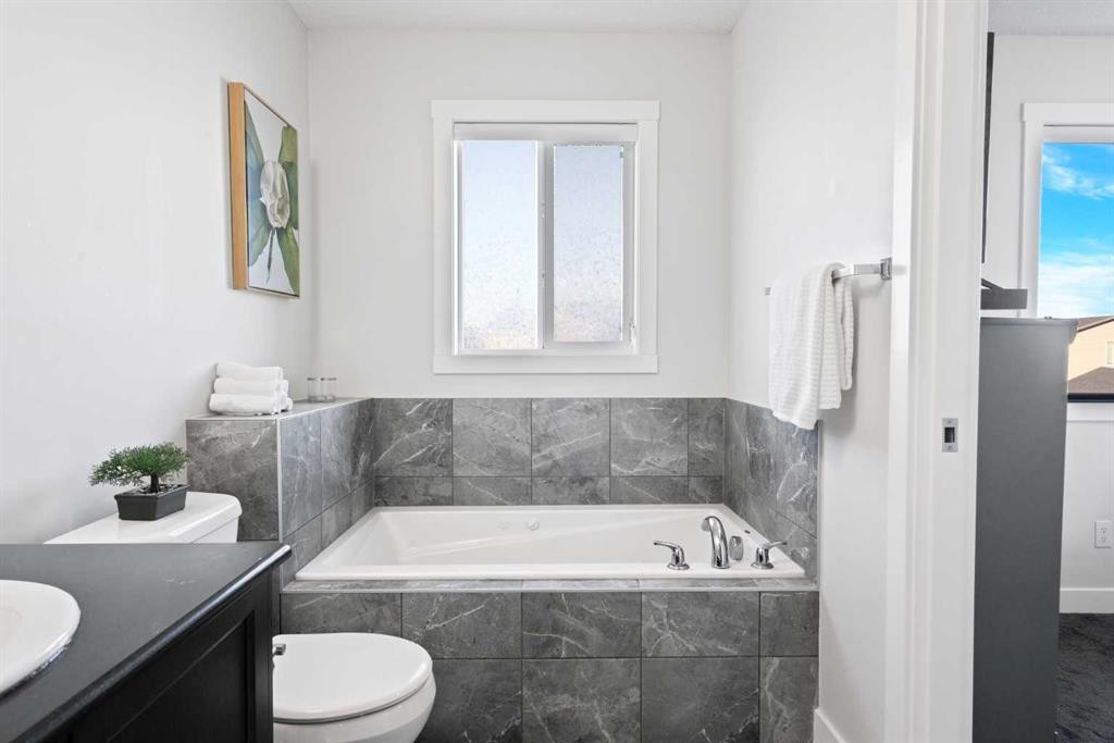 40 Cornerstone Avenue Ne, Calgary, AB - Indoor Photo Showing Bathroom