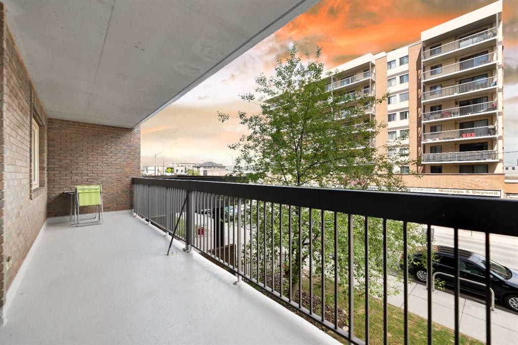 207-1335 12 Avenue Sw, Calgary, AB - Outdoor With Balcony