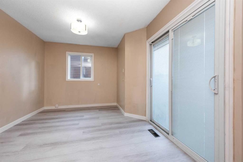 171 Tarawood Road Ne, Calgary, AB - Indoor Photo Showing Other Room