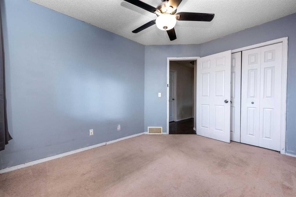 171 Tarawood Road Ne, Calgary, AB - Indoor Photo Showing Other Room