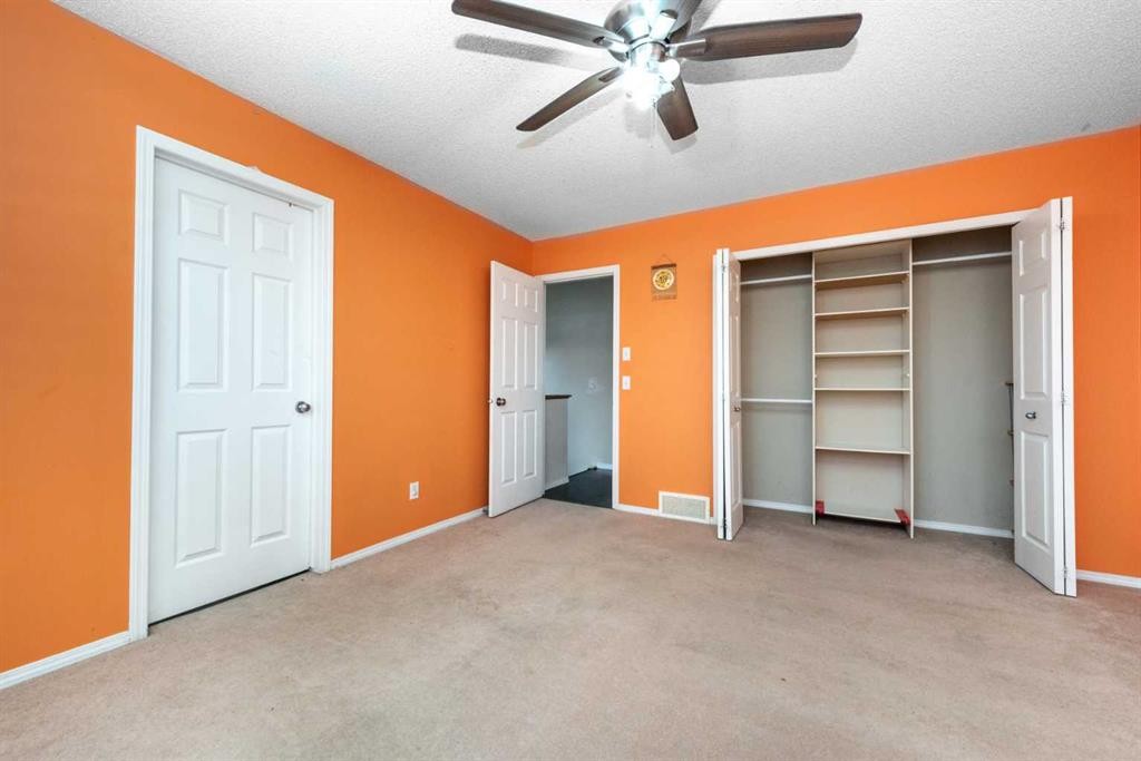 171 Tarawood Road Ne, Calgary, AB - Indoor Photo Showing Other Room
