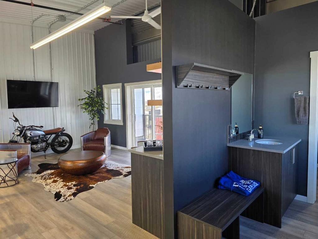 209-5 River Heights Drive, Cochrane, AB