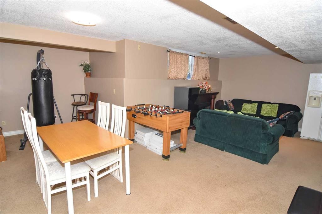 107 Panatella Close Nw, Calgary, AB - Indoor