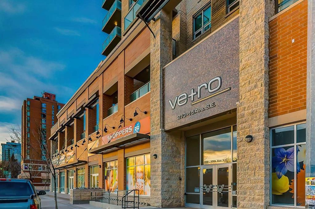 2010-210 15 Avenue Se, Calgary, AB - Outdoor