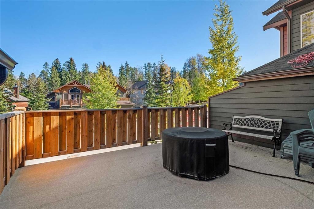 1073 Wilson Way, Canmore, AB - Outdoor With Deck Patio Veranda With Exterior
