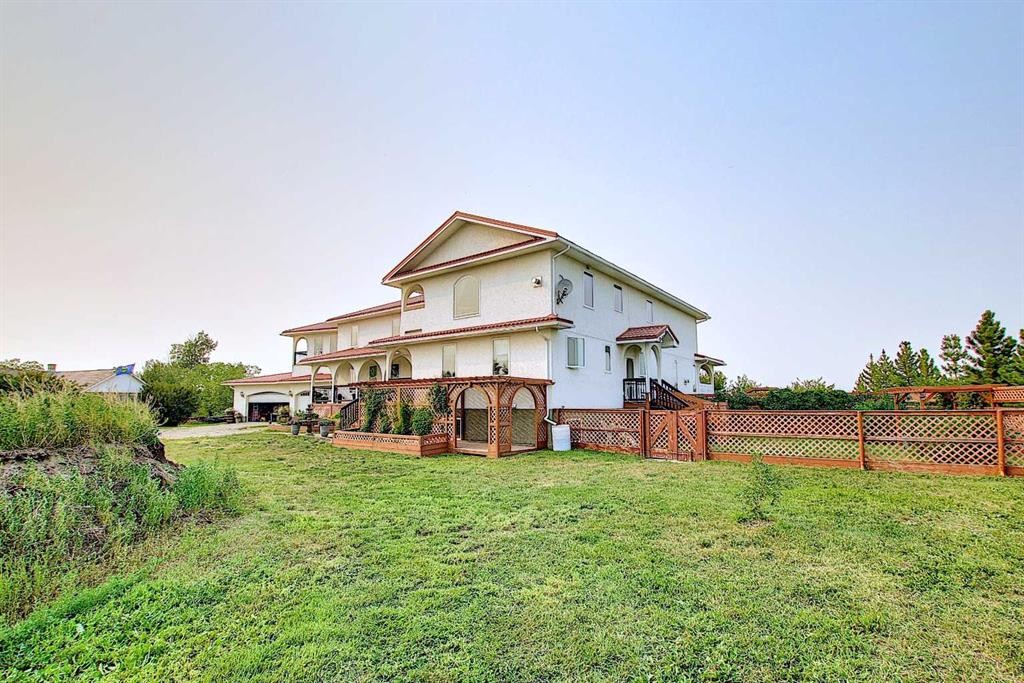 255046 Township Road 250, Rural Wheatland County, AB - Outdoor