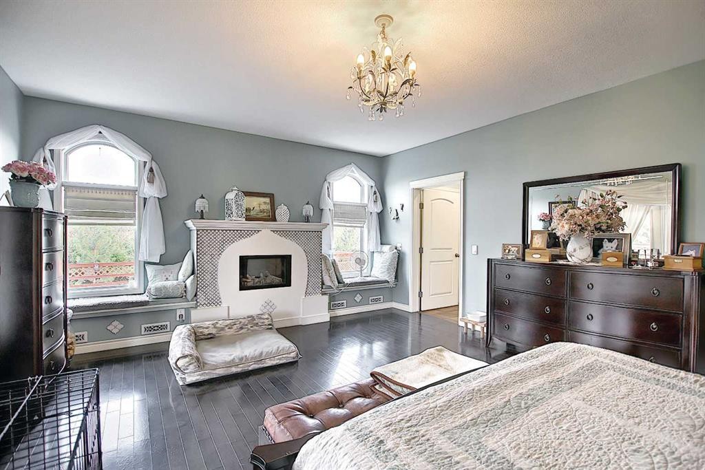 255046 Township Road 250, Rural Wheatland County, AB - Indoor With Fireplace