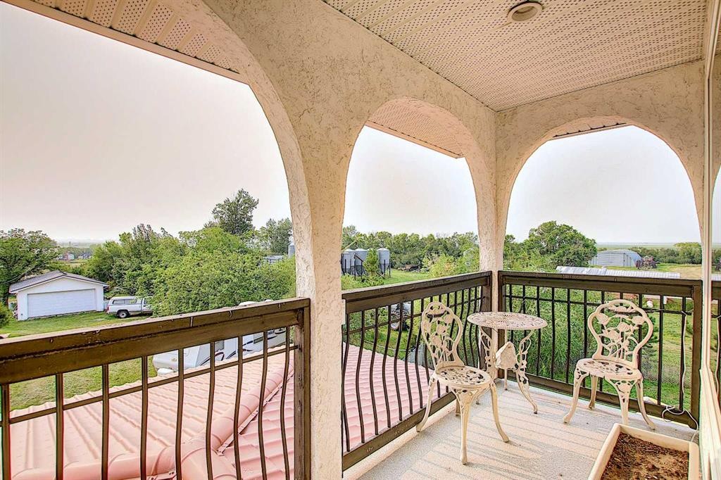 255046 Township Road 250, Rural Wheatland County, AB - Outdoor With Exterior