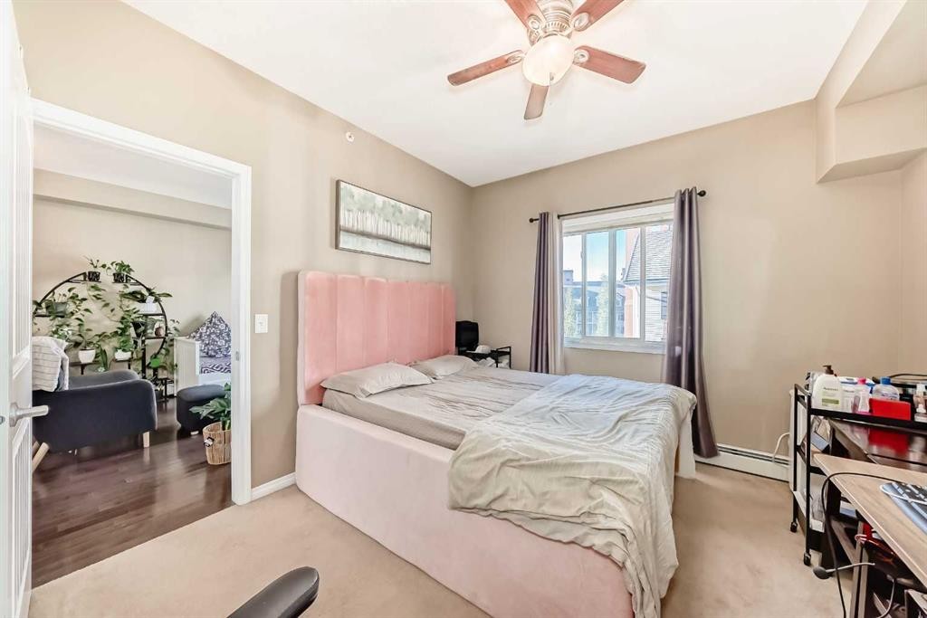 4404-31 Country Village Manor Ne, Calgary, AB - Indoor Photo Showing Bedroom