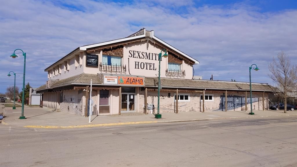 9807 100 Street, Sexsmith, AB