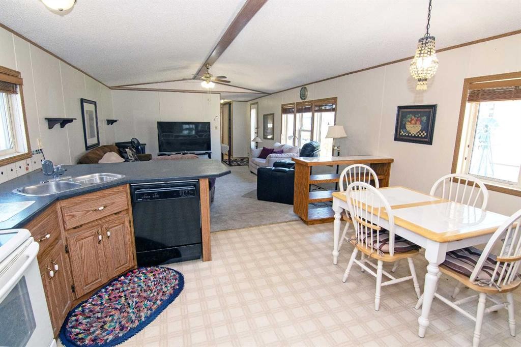 504 Home Place Se, High River, AB