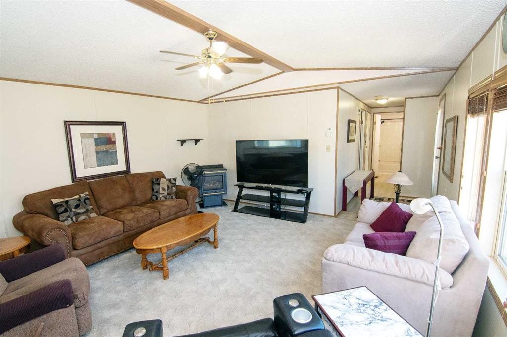 504 Home Place Se, High River, AB