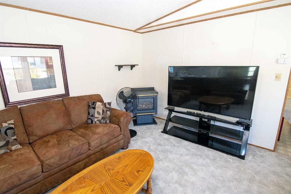 504 Home Place Se, High River, AB