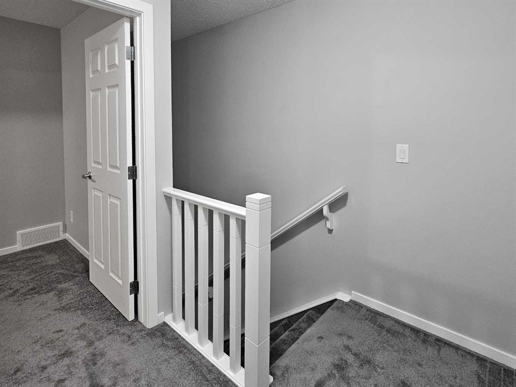 1485 148 Avenue Nw, Calgary, AB - Indoor Photo Showing Other Room