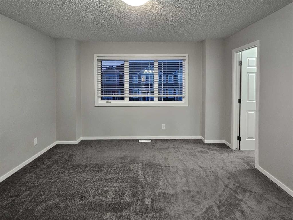 1485 148 Avenue Nw, Calgary, AB - Indoor Photo Showing Other Room