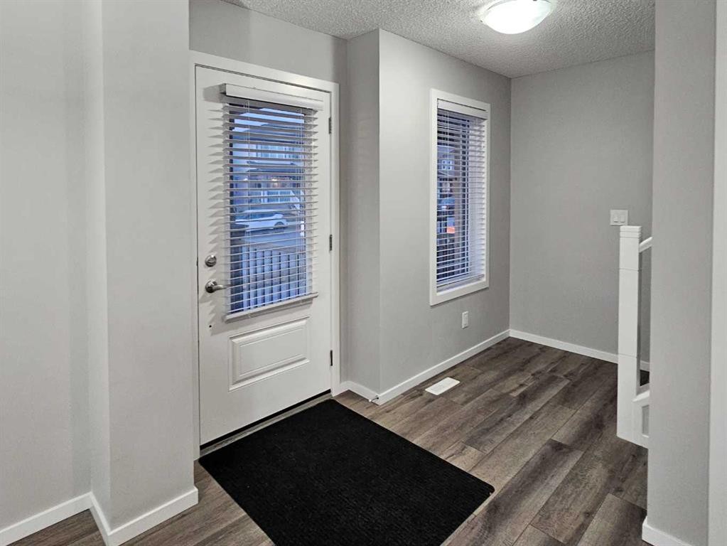 1485 148 Avenue Nw, Calgary, AB - Indoor Photo Showing Other Room