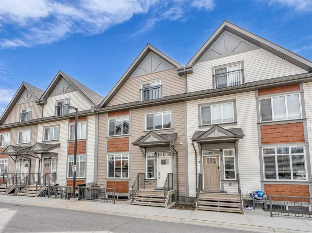 93 Copperstone Common Se, Calgary, AB - Outdoor With Facade