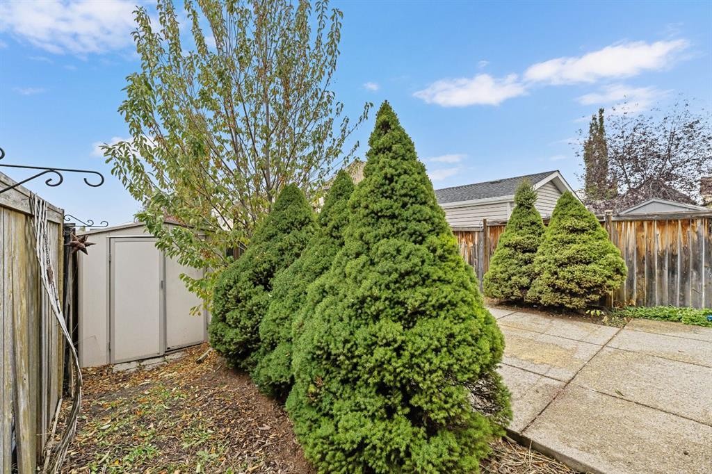 203 Prestwick Heights Se, Calgary, AB - Outdoor