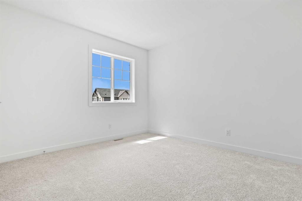 357 Copperhead Way Se, Calgary, AB - Photo Showing Other Room