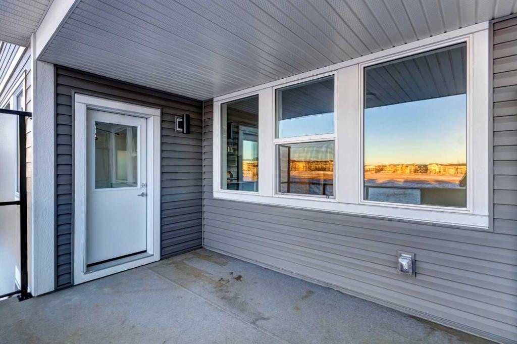 357 Copperhead Way Se, Calgary, AB - Outdoor With Exterior