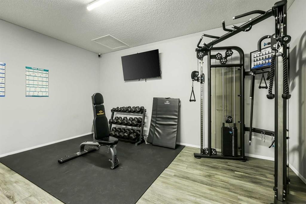 300-6220 17 Avenue Se, Calgary, AB