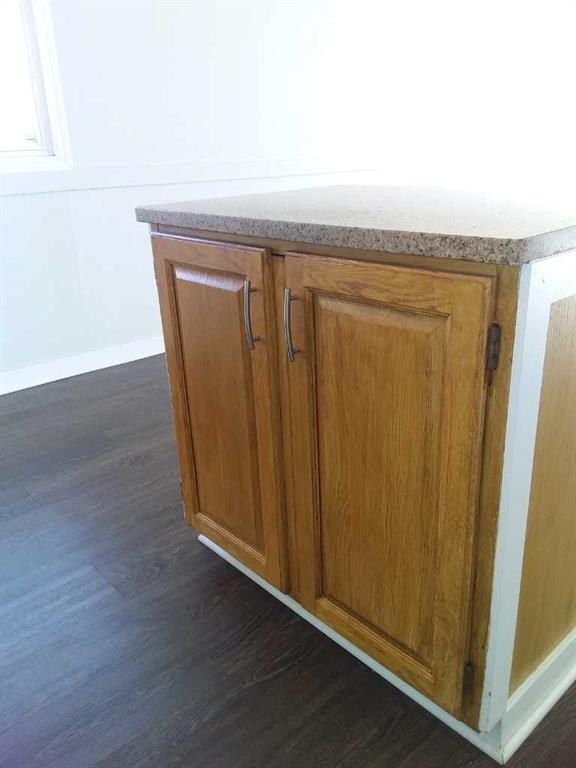 300-6220 17 Avenue Se, Calgary, AB