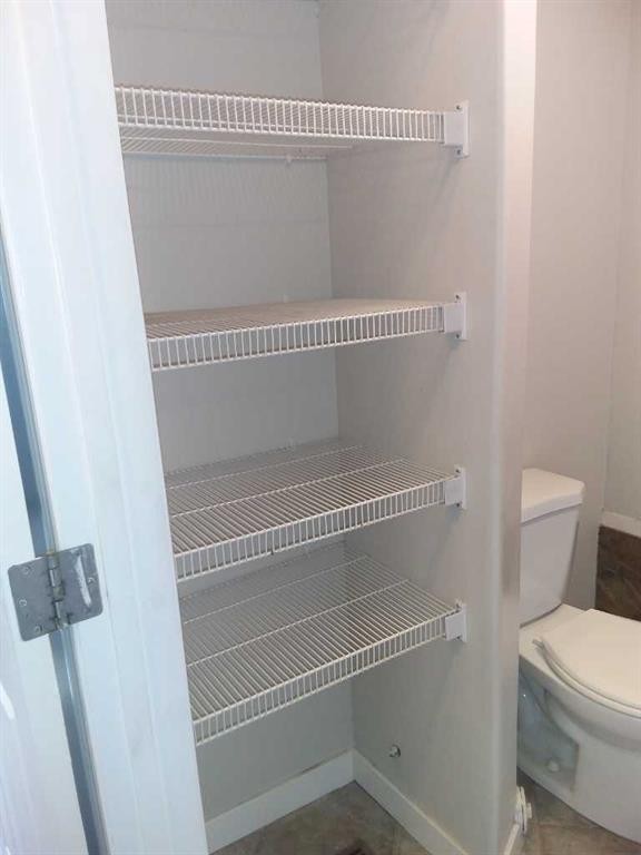 300-6220 17 Avenue Se, Calgary, AB