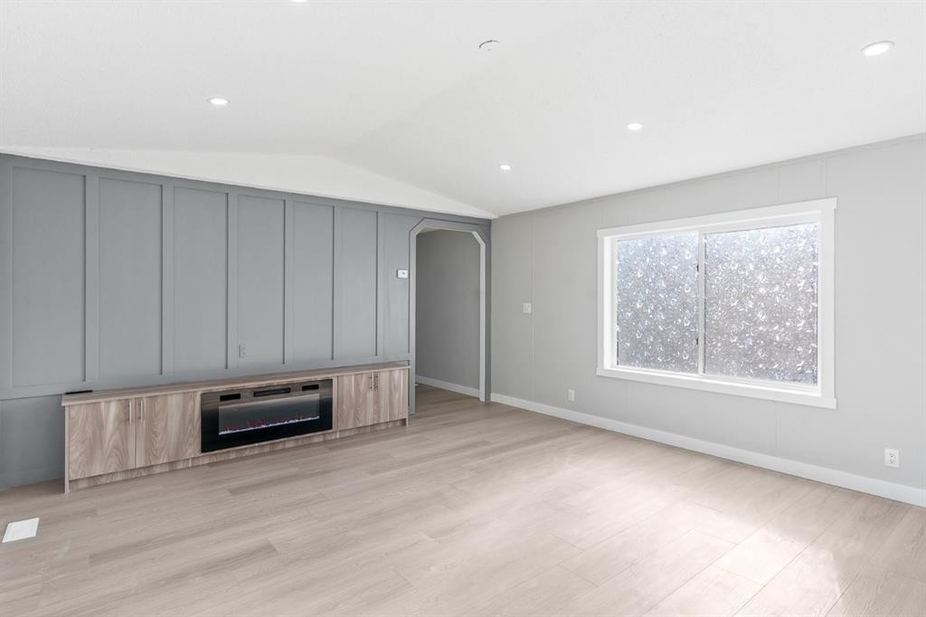 802-1101 84 Street Ne, Calgary, AB