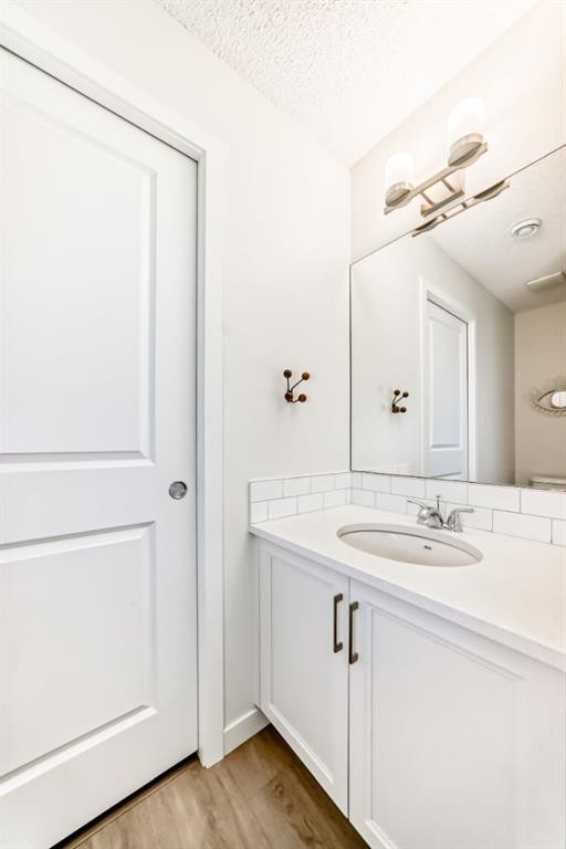 802-250 Fireside View, Cochrane, AB - Indoor Photo Showing Bathroom