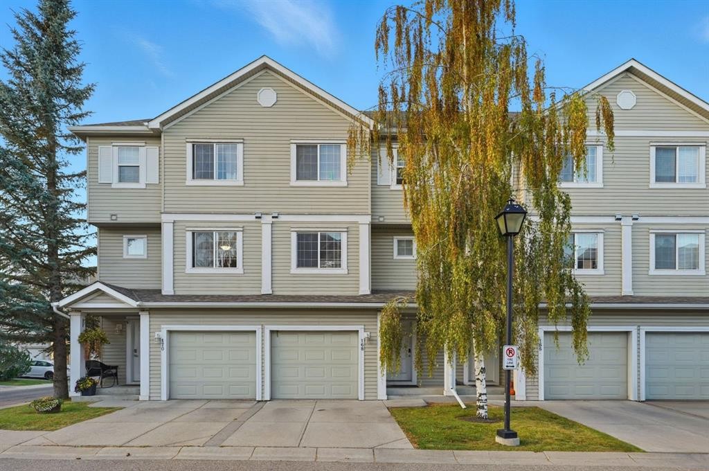168 Copperfield Court Se, Calgary, AB - Outdoor With Facade