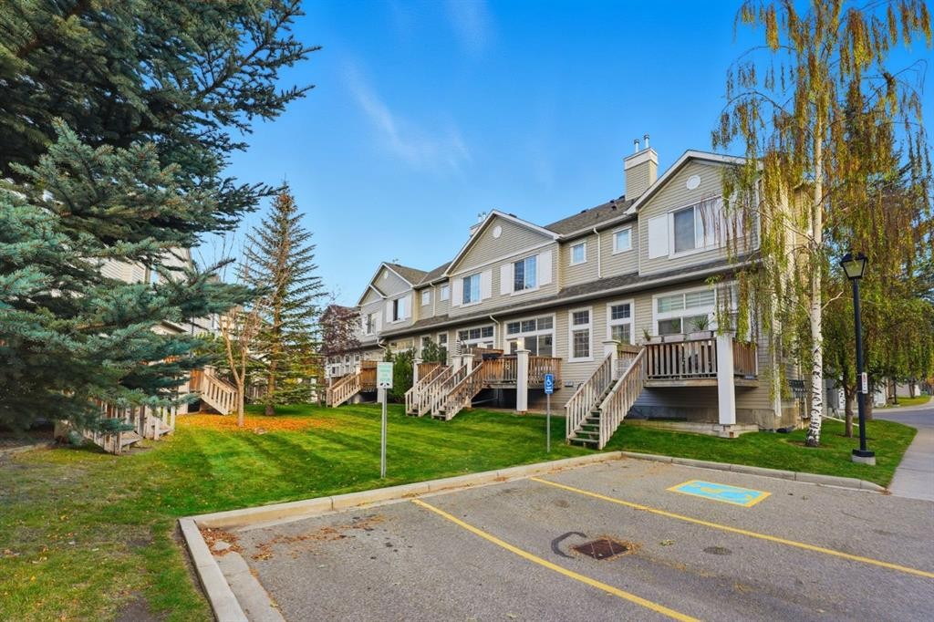 168 Copperfield Court Se, Calgary, AB - Outdoor With Deck Patio Veranda