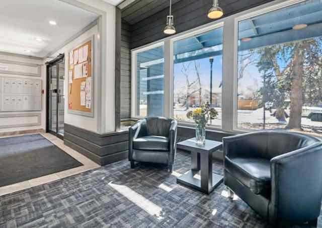 203-234 5 Avenue Ne, Calgary, AB - Photo Showing Other Room