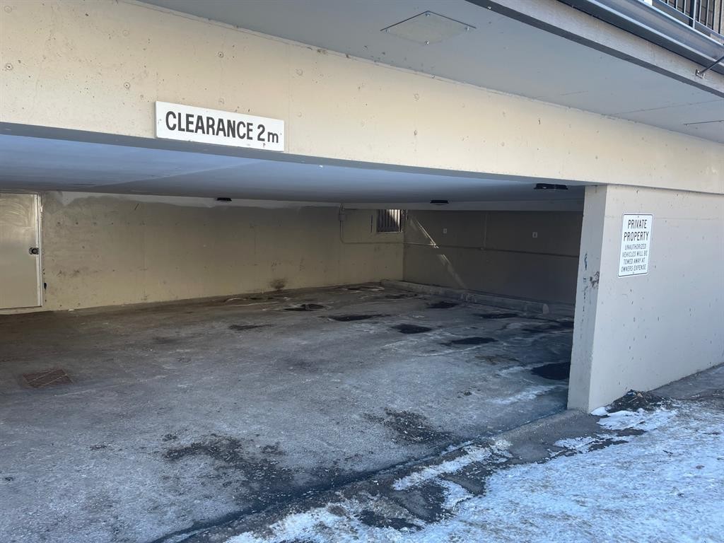 203-234 5 Avenue Ne, Calgary, AB -